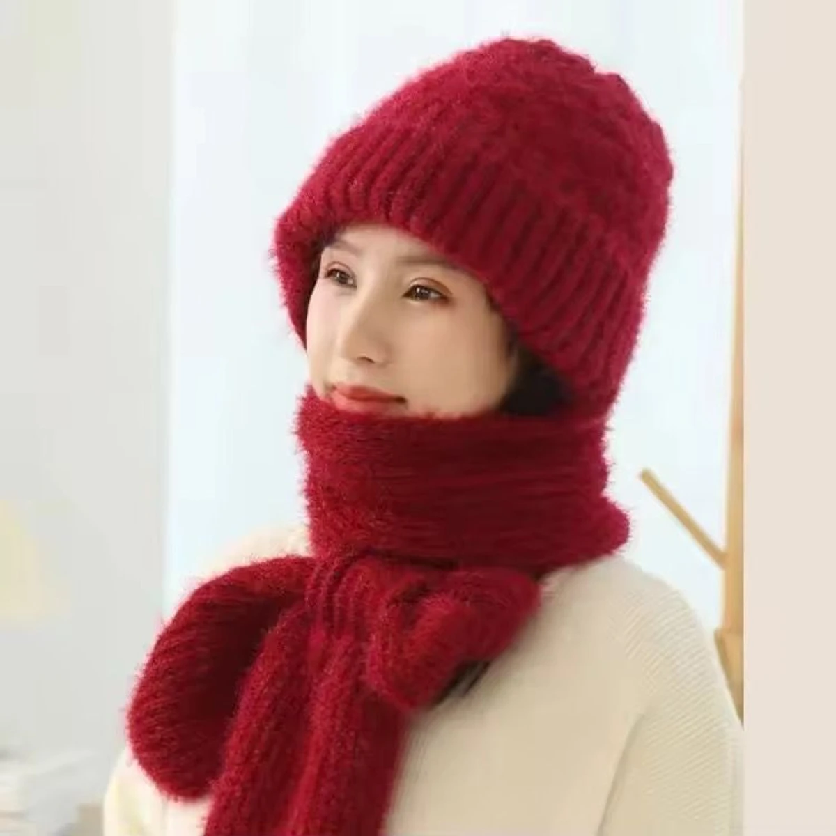 NEW Winter Protection Windproof Cap with Scarf (Wine Red)