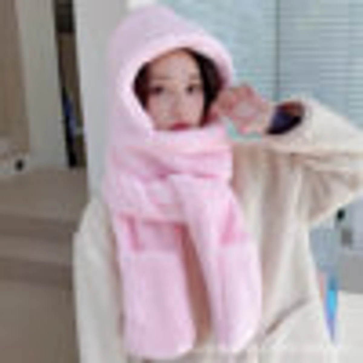 2 in 1 Winter  Cap with Hand Pocket(pink)