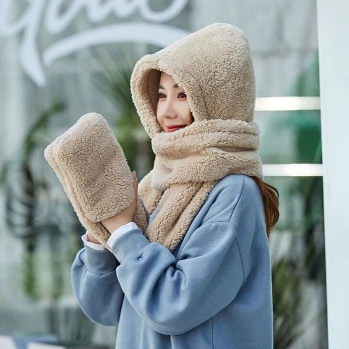 2 in 1 Winter Cap with Hand Pocket(Braun)